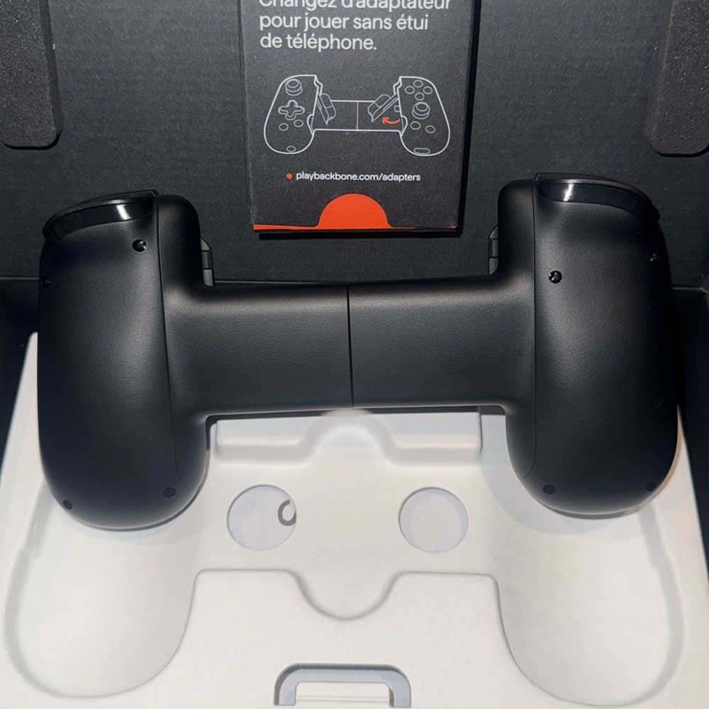 Backbone Mobile Gaming Controller - USB C - Picture 6 of 10